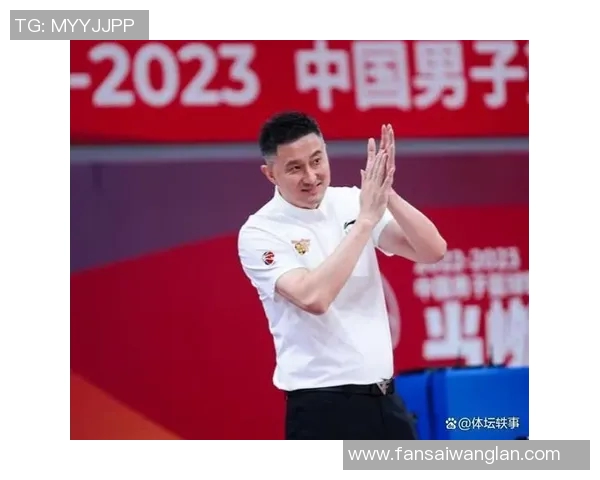 深入分析深圳飞盘队快攻战术的特点与应用策略