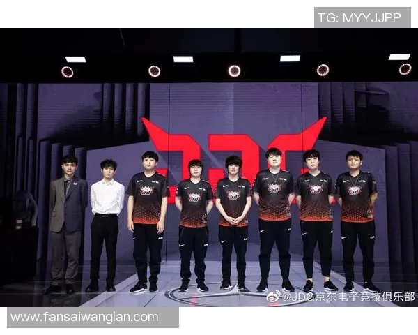 DOTA2战术解析:深入剖析JDG战队的灵活转换体系与策略运用