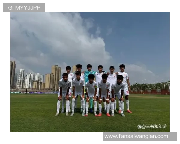 不爱训练的足球明星在绿茵场上的逆袭与成长之路